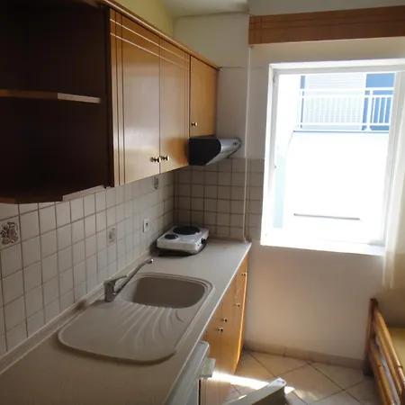 مكان تخييم Kouyoni